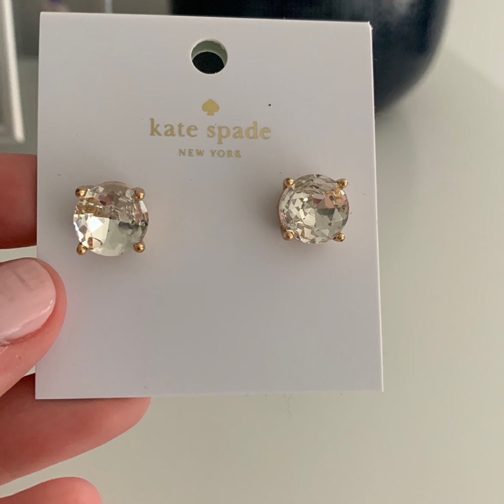 Kate Spade clear gem earring with gold prongs